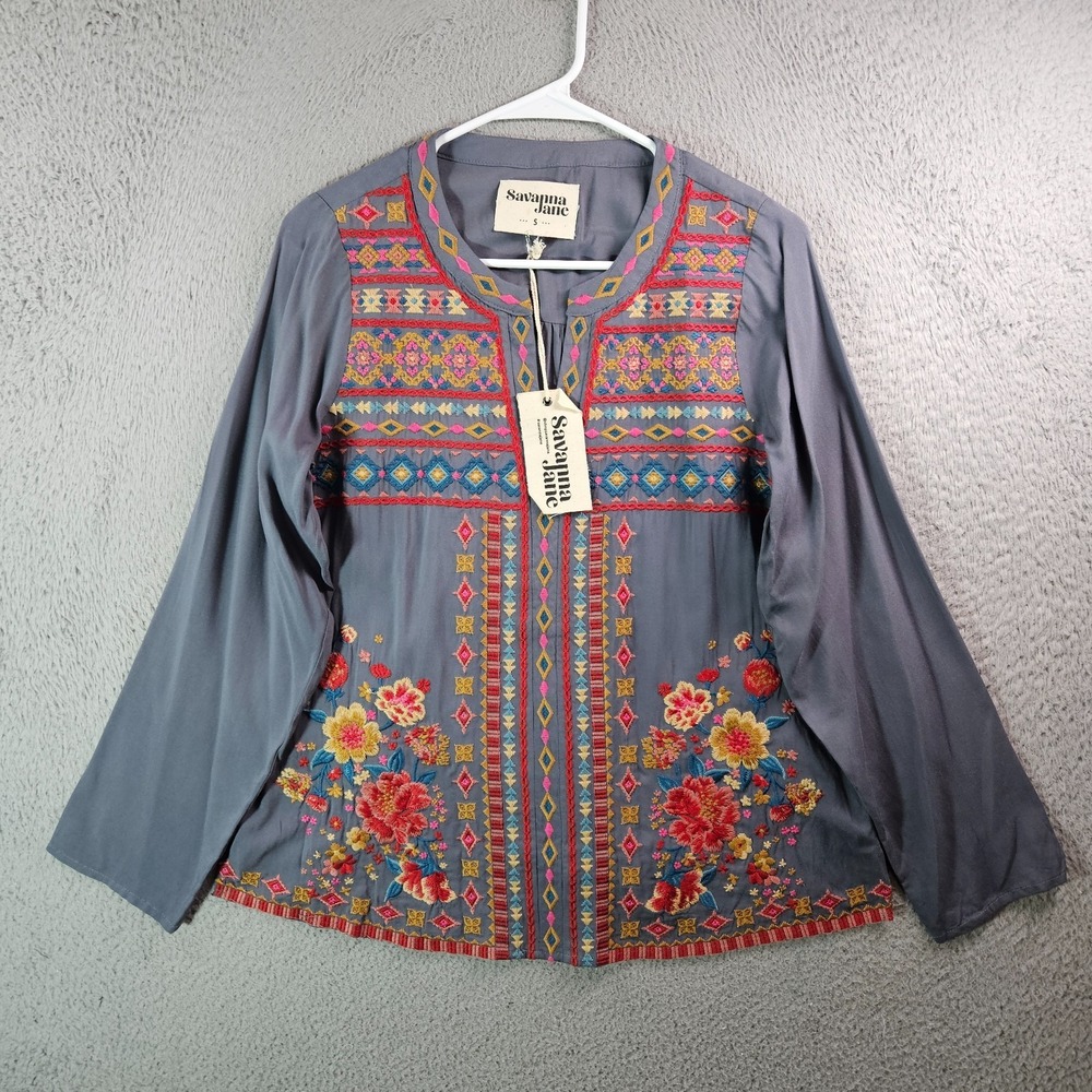 NEW Savanna Jane Top Blouse Women Small Embroidered Allover Gray Preppy